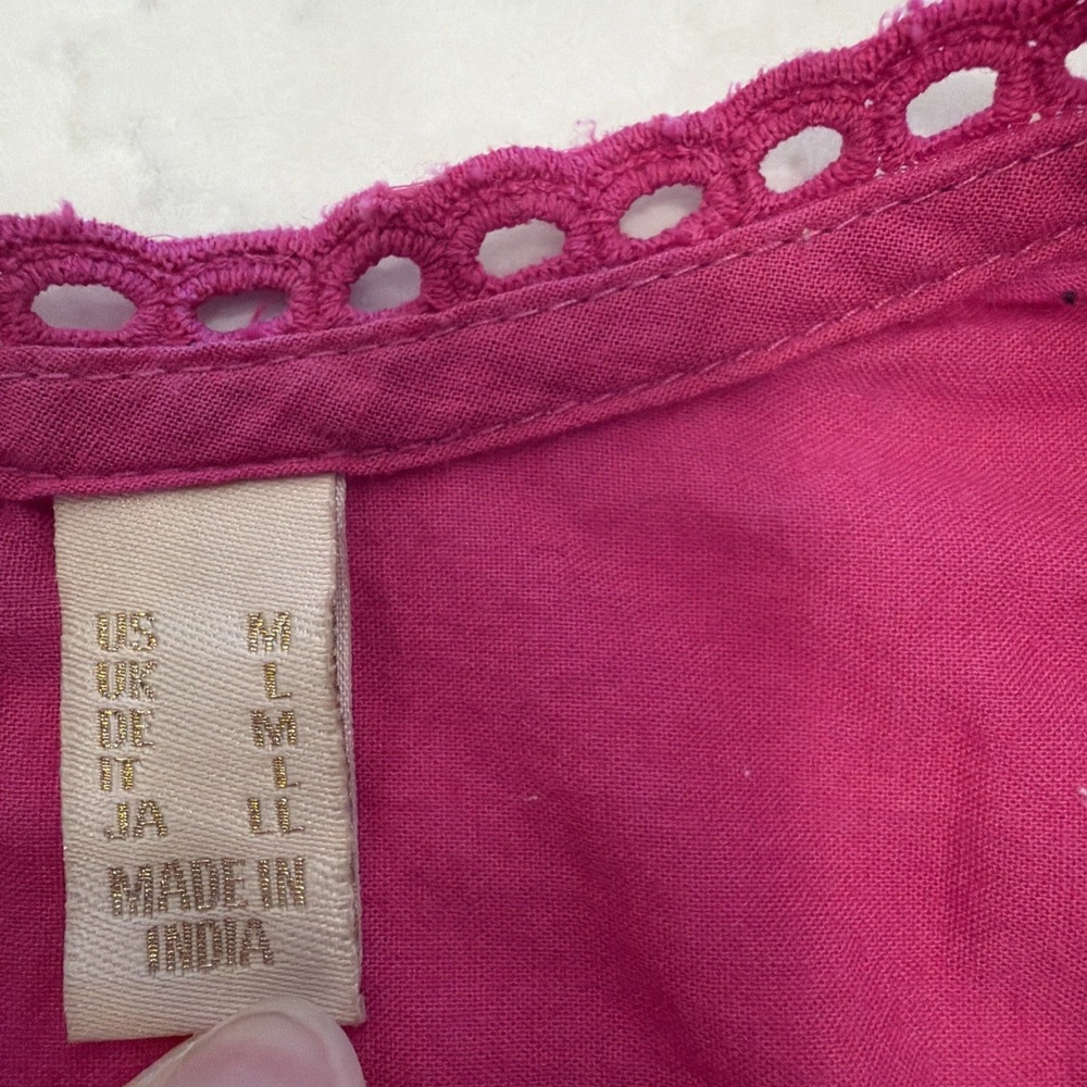LOGO by Lori Goldstein Blouse Women Medium Pink Excellent Eyelet V-Neck Lavish - Picture 3 of 6